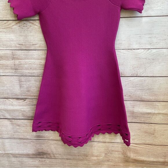 MILLY MINIS LASER‎ CUT DRESS IN FUCHSIA - Picture 6 of 7